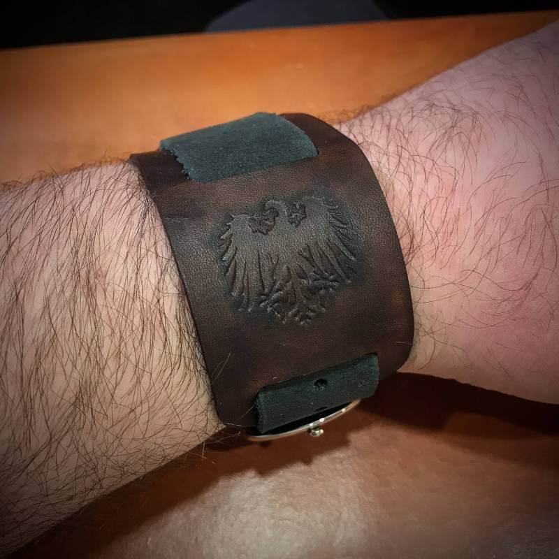 Lederarmband - Adler-Entwurf von NathanLeather