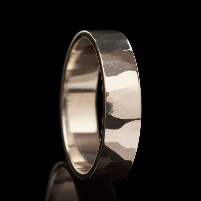 Silberring, Breit, Flach in Silber "Sixties" Motiv Von Nathan Walker von NathanWalkerBijoux