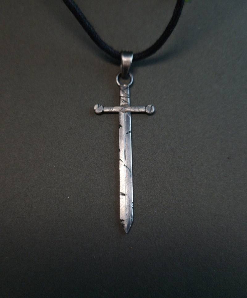 Silberanhänger Schwert von NatheaElivra