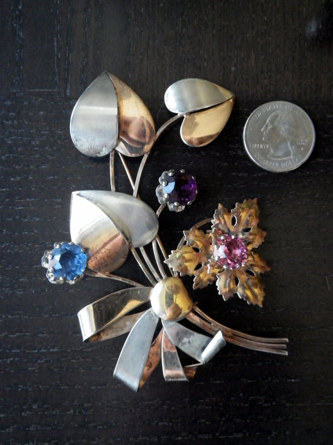 Auffallende Brosche - Silber Vermail Strass-Blumen-Sterling Auffallende Brosche - Silber Vermail Strass-Blumen-Sterling von NatinNYC