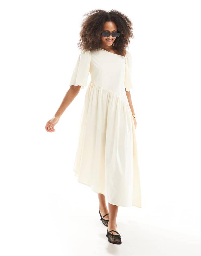 Native Youth - Asymmetrisches Midaxi-Kleid in Buttermilchgelb von Native Youth