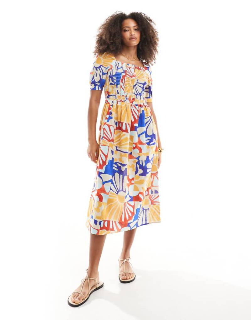 Native Youth - Buntes Midaxi-Kleid mit Puffärmeln und plakativem Blütenmuster von Native Youth