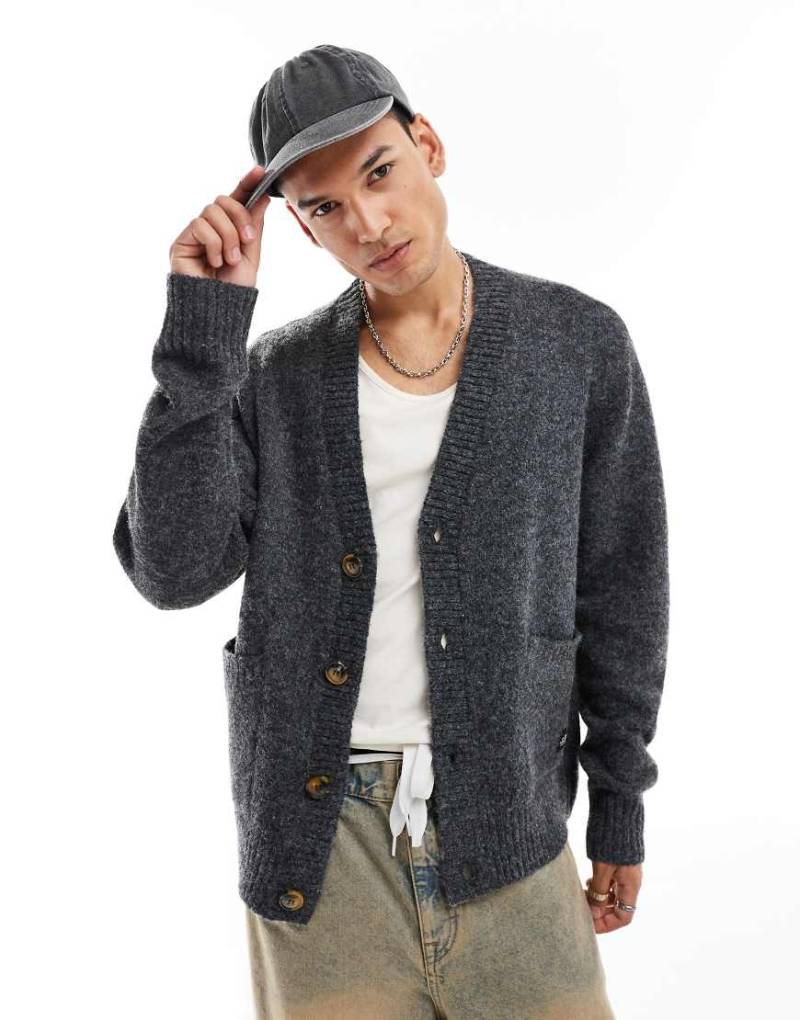 Native Youth - Locker geschnittene Strickjacke in meliertem Anthrazit-Grau von Native Youth