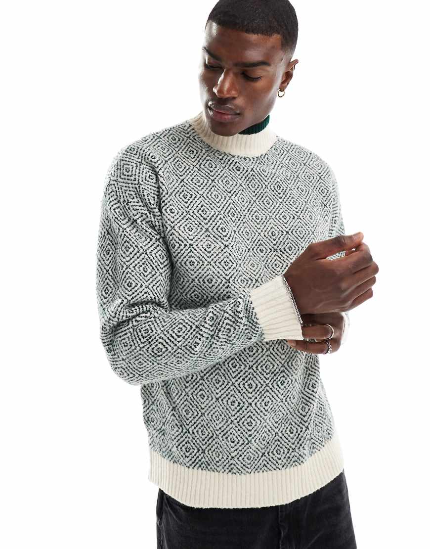 Native Youth - Oversize-Pullover in Tannengrün mit Intarsie und Stehkragen-Weiß von Native Youth