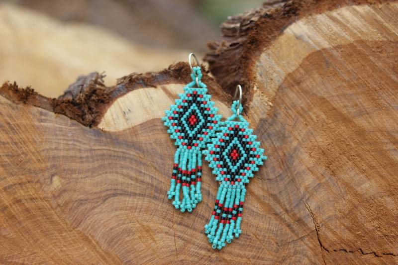 Türkis Perlen Diamantförmige Ohrringe Türkis Perlen Diamantförmige Ohrringe von NativeAmericanBling