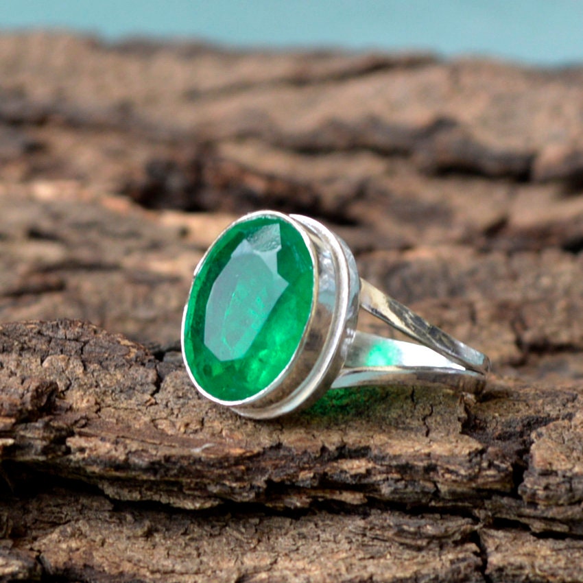 Oval Smaragd Ring Zarge 925 Sterling Silber Handwerker-Ring von NativeFineJewelry