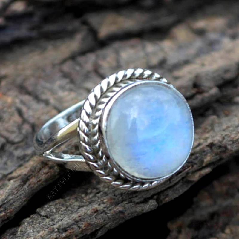 Regenbogen Mondstein Ring Runder Edelstein, 925 Sterling Silber von NativeFineJewelry