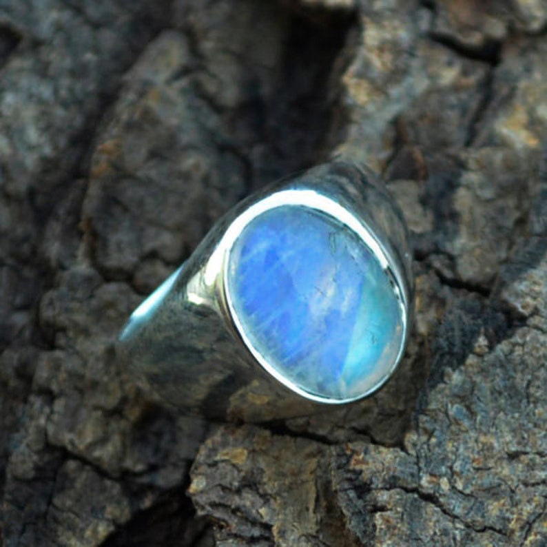 Regenbogen Mondstein Ring Ovaler Edelstein, Sterling Silber, Juni Geburtsstein von NativeFineJewelry