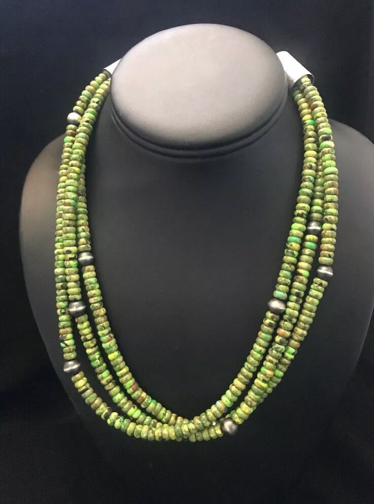 Sterling Silber 3 Strang Grün Türkis Perlenkette 20 Zoll von NativeTurquoiseT
