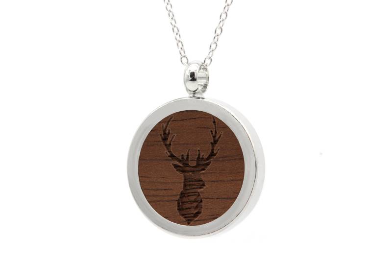 Kette Mit Anhänger Medaillon Holz Hirsch Gravur, Halskette Holzanhänger Silber 925 Damen Kettenanhänger Amulett Holzschmuck Charms von NaturSchatulle