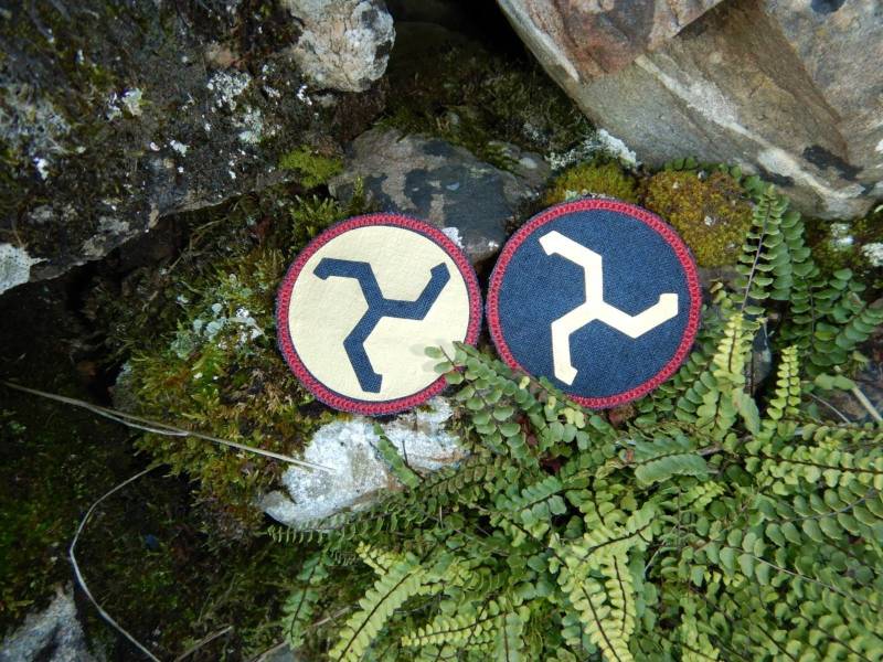 Clathrin Symbol | Leinenaufnäher von NaturaNaturansCult