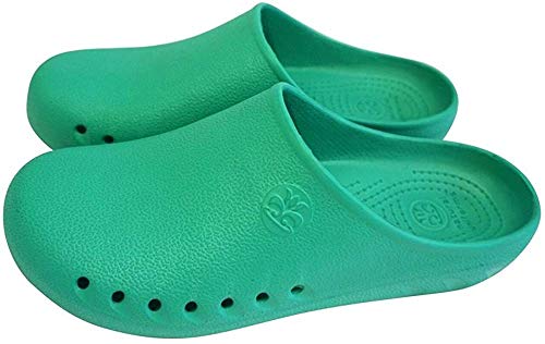 M&M SCRUBS Men Comfort Slip Resistant Non Marking Sole Nursing Clog 10 B(m) US Surgical Green von Natural Uniforms