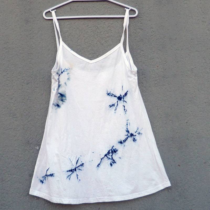 Natürliche Indigo Hand Gefärbt Shibori Tie Dye Kurze Kleid Größe L Bio-Baumwolle von NaturalDyesStudio