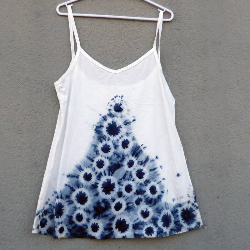 Natürliche Indigo Hand Gefärbt Shibori Tie Dye Kurze Kleid Größe L Bio-Baumwolle von NaturalDyesStudio