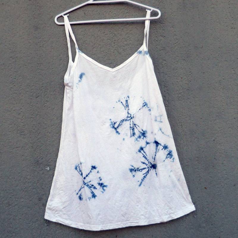 Natürliche Indigo Hand Gefärbt Shibori Tie Dye Kurze Kleid Größe M Bio-Baumwolle von NaturalDyesStudio