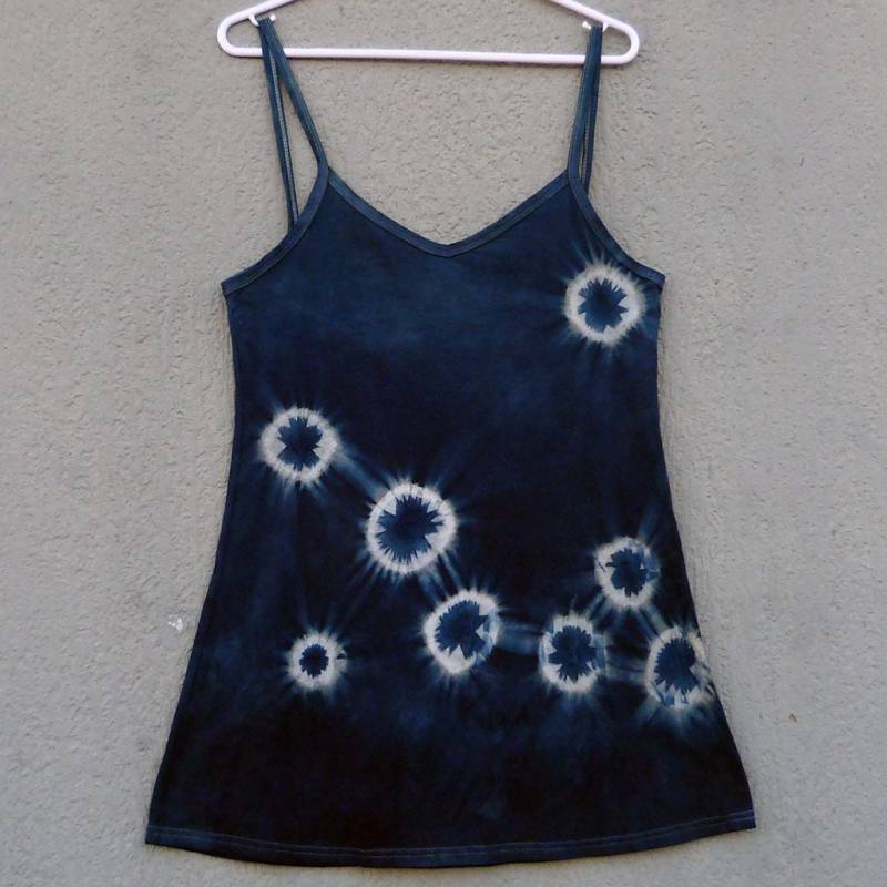 Natürliche Indigo Hand Gefärbt Shibori Tie Dye Kurze Kleid Größe S Bio-Baumwolle von NaturalDyesStudio