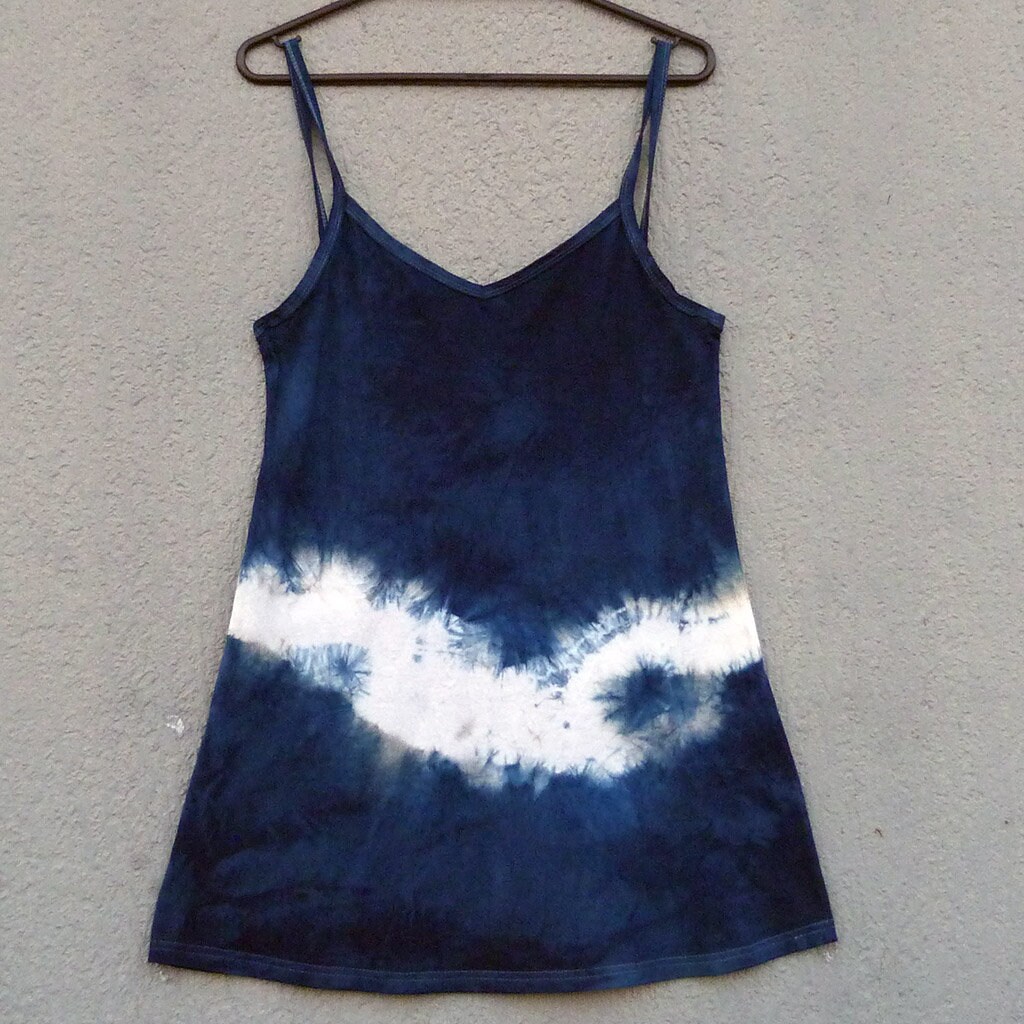 Natürliche Indigo Hand Gefärbt Shibori Tie Dye Kurze Kleid Größe S Bio-Baumwolle von NaturalDyesStudio