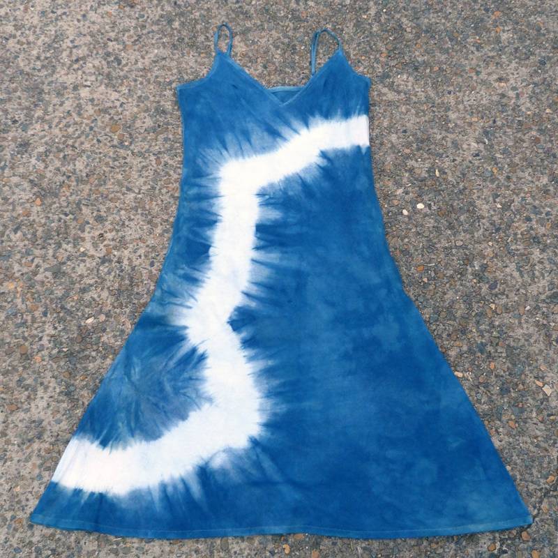 Natürliche Indigo Hand Gefärbt Shibori Tie Dye Lange Kleid Größe L Bio-Baumwolle von NaturalDyesStudio