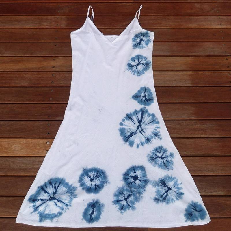 Natürliche Indigo Hand Gefärbt Shibori Tie Dye Lange Kleid Größe L Bio-Baumwolle von NaturalDyesStudio