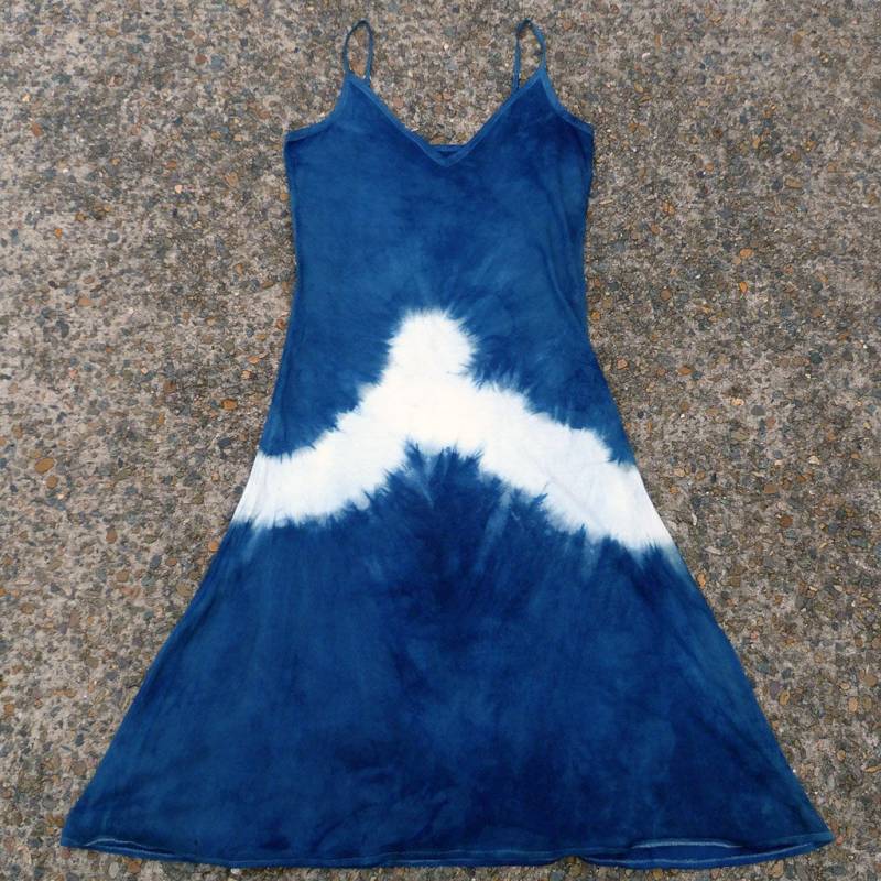 Natürliche Indigo Hand Gefärbt Shibori Tie Dye Lange Kleid Größe L Bio-Baumwolle von NaturalDyesStudio