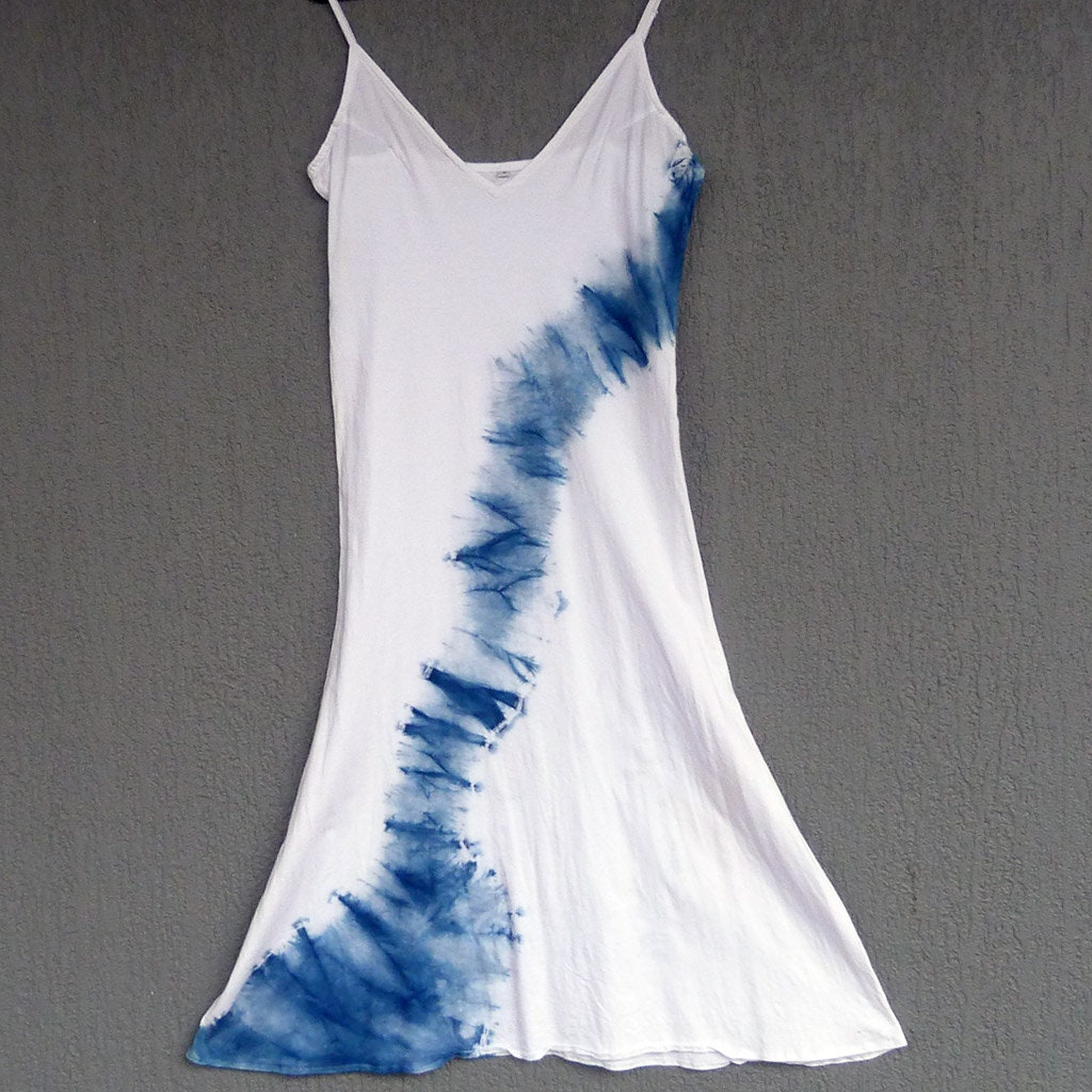 Natürliche Indigo Hand Gefärbt Shibori Tie Dye Lange Kleid Größe M Bio-Baumwolle von NaturalDyesStudio