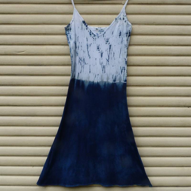 Natürliche Indigo Hand Gefärbt Shibori Tie Dye Lange Kleid Größe M Bio-Baumwolle von NaturalDyesStudio