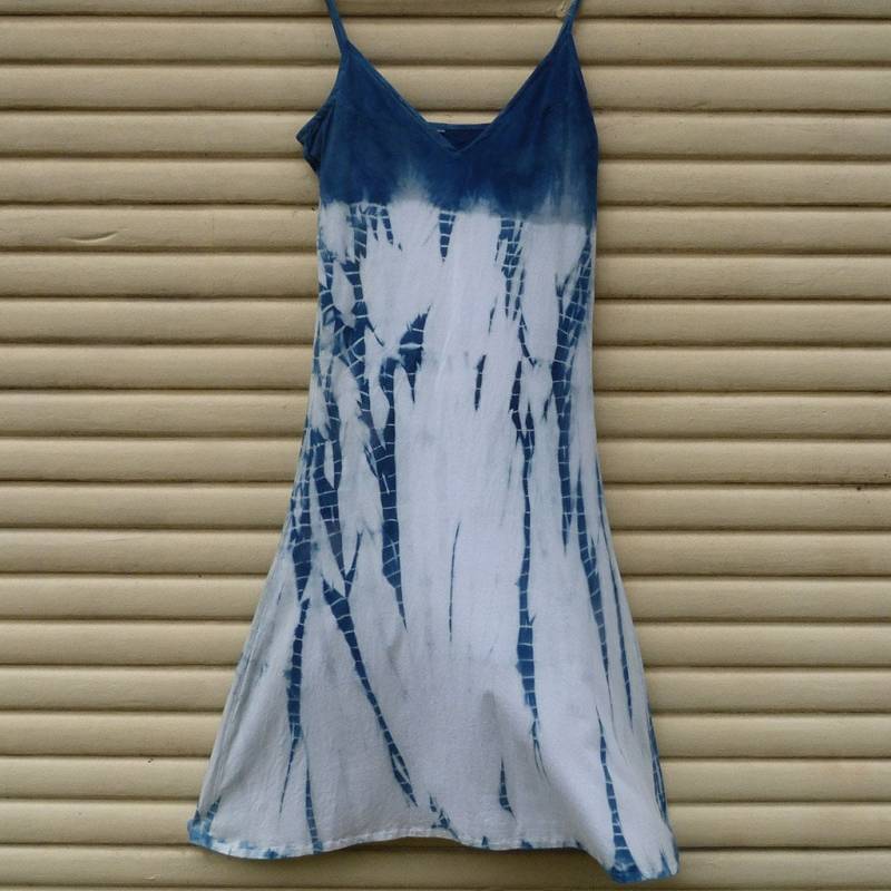 Natürliche Indigo Hand Gefärbt Shibori Tie Dye Lange Kleid Größe S Bio-Baumwolle von NaturalDyesStudio