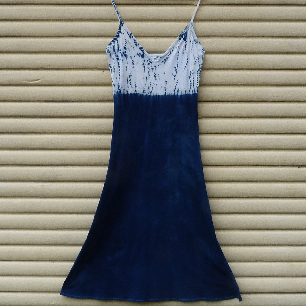Natürliche Indigo Hand Gefärbt Shibori Tie Dye Lange Kleid Größe S Bio-Baumwolle von NaturalDyesStudio