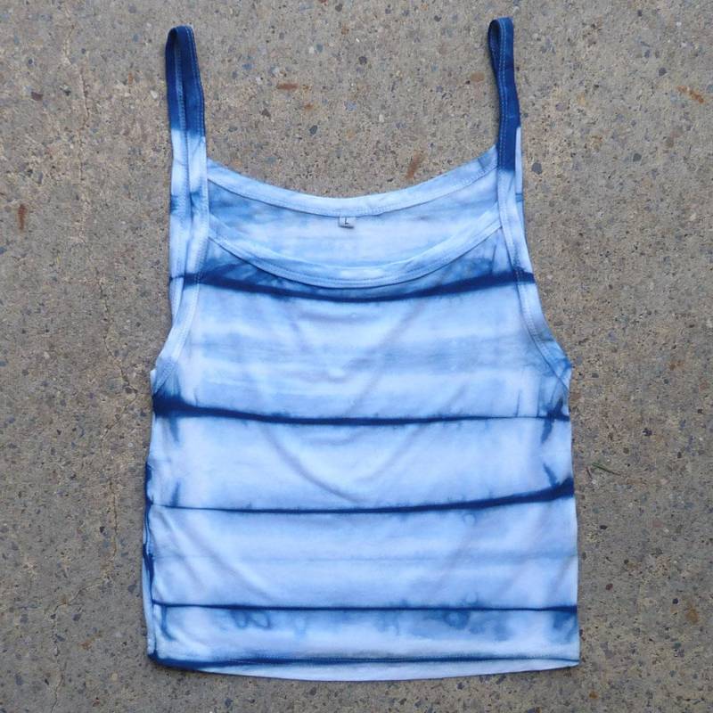Natürliche Indigo Hand Gefärbt Shibori Tie Dye Tank Top Größe L Bio-Baumwolle von NaturalDyesStudio