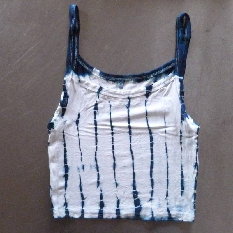 Natürliche Indigo Hand Gefärbt Shibori Tie Dye Tank Top Größe M Bio-Baumwolle von NaturalDyesStudio