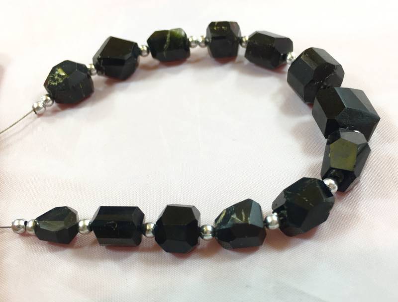 1 Reihe Schwarzer Turmalin @a12 von NaturalGemstones1