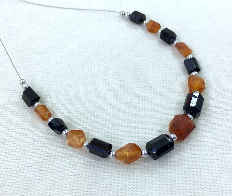 1 Strand Schwarz Turmalin Mit Hessonit Granat Perlen @ak332 von NaturalGemstones1