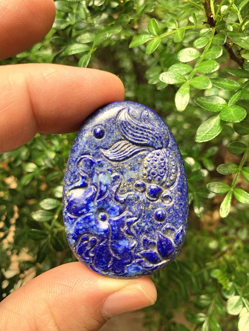 Aaa Echte Natürliche Lapislazuli Paar Fisch Hand Geschnitzt Liebe Anhänger von NaturalGoodsCrafts