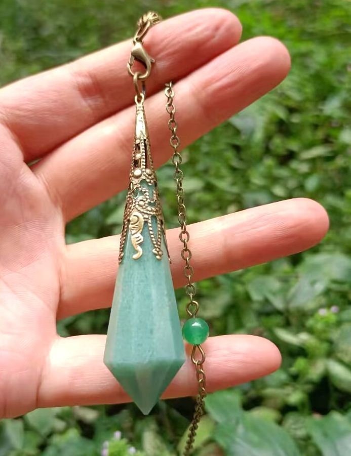 Grüner Aventurin Pendel/Aventurin Anhänger/Aventurin Schmuck/Aventurin Ketten/Grüner Pendel Für Heilung Oder Meditation Grüner Aventurin Pendel/Aventurin Anhänger/Aventurin Schmuck/Aventurin Ketten/Grüner Pendel Für Heilung Oder Meditation von NaturalMineralsArt
