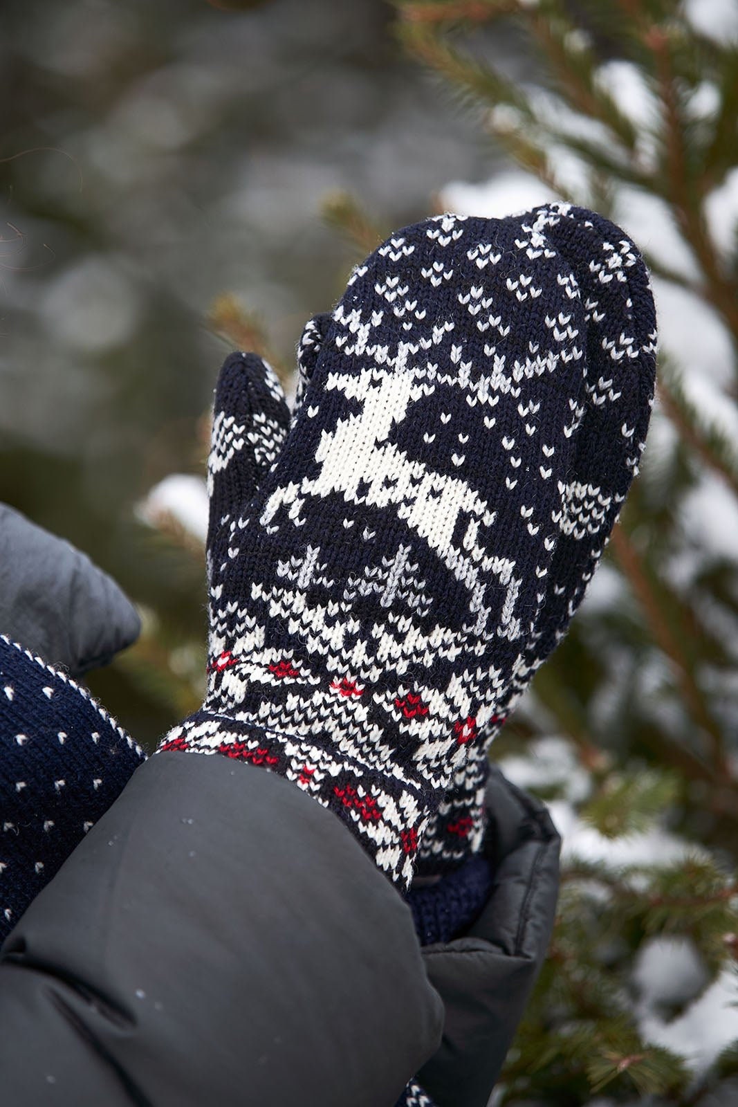 Wolle Handschuhe Mit Rentieren, Gestrickte Handschuhe, Fleece Gefüttert, Weihnachtsgeschenk von NaturalStyleEstonia