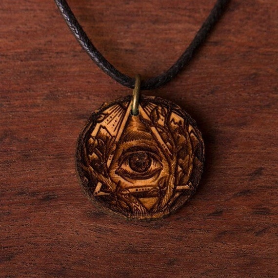 Allsehendes Auge, Holz-Halskette, Bis 3cm, Unikat - Holzschmuck von NatureCraftTyrol