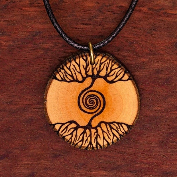 Baum Spirale, Holz-Halskette, Bis 3cm, Unikat - Holzschmuck von NatureCraftTyrol