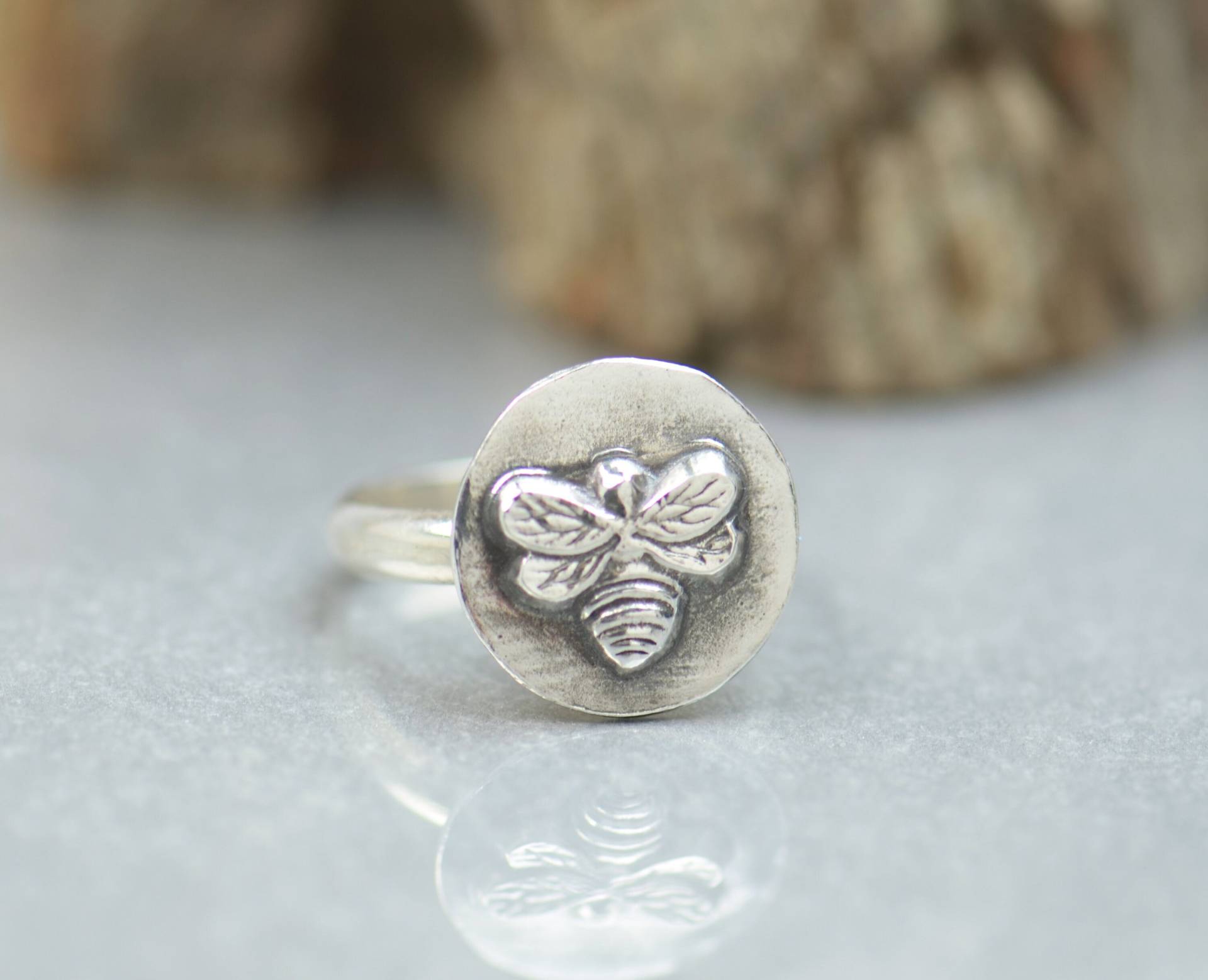 Sterling Silber Biene Ring.artisan Handgemachte Stille Ring Handwerker Perle Bracelet.rustic.bees Ring Imker Sterling Silber Biene Ring.artisan Handgemachte Stille Ring Handwerker Perle Bracelet.rustic.bees Ring Imker von NatureJourney