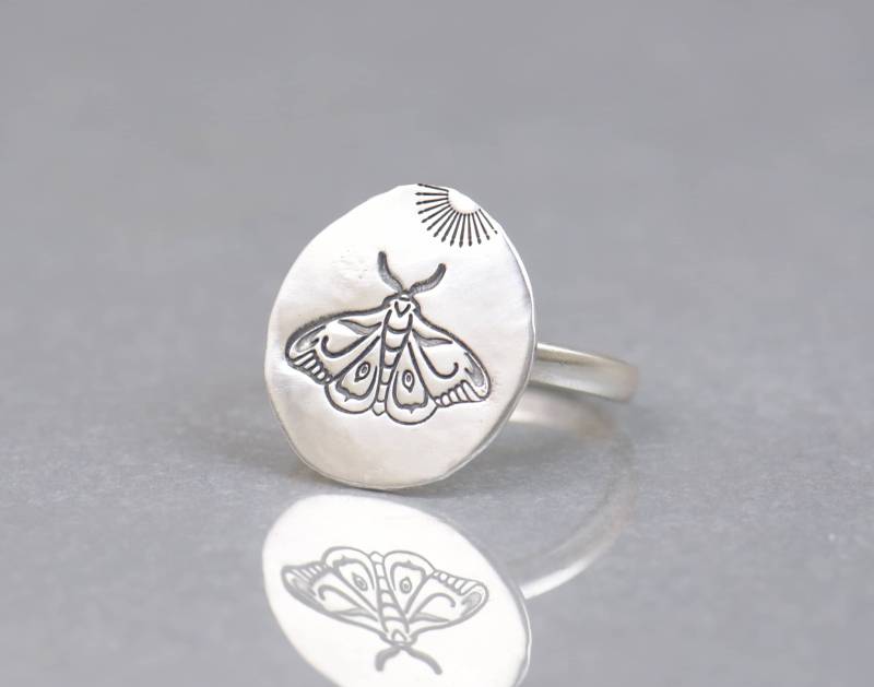 Schmetterling Motte Ring Aus 925Er Silber. Zauberhafter Ring.handgefertigter Ring.halloween Schmuck.insektenring von NatureJourney