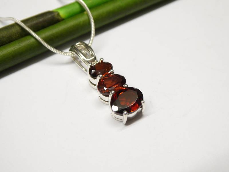 Anhänger Silber , Echte Granat Steine Sterlingsilber Schmuck Für Frauen von NaturprodukteBG