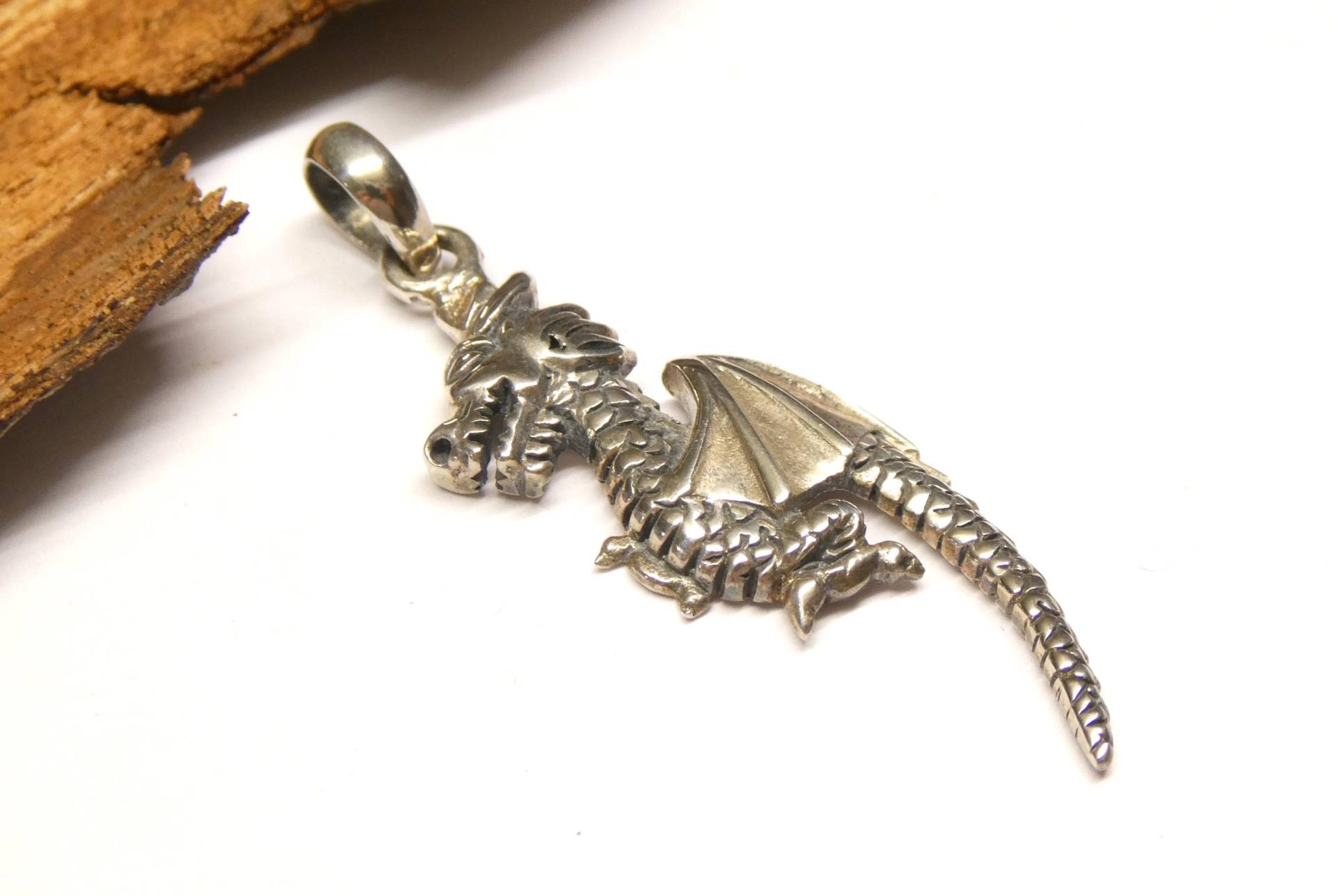 Anhänger Silber , Motivanhänger "Drache" Sterlingsilber Schutzsymbol von NaturprodukteBG