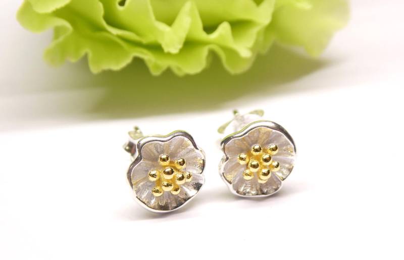 Ohrstecker Silber Vergoldet Motiv " Lotus Sterlingsilber , Ohrschmuck Frauen von NaturprodukteBG