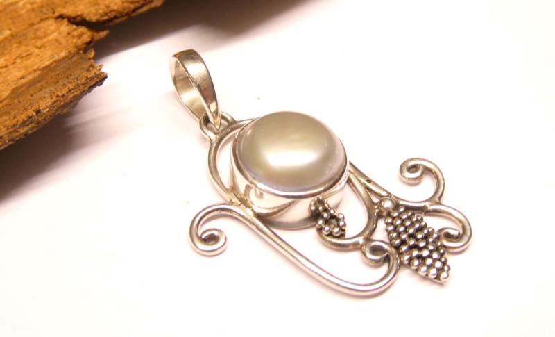 Perlenanhänger, Echte Süßwasserzuchtperle Grau , Aus Sterlingsilber Gearbeitet Schmuck Für Frauen von NaturprodukteBG