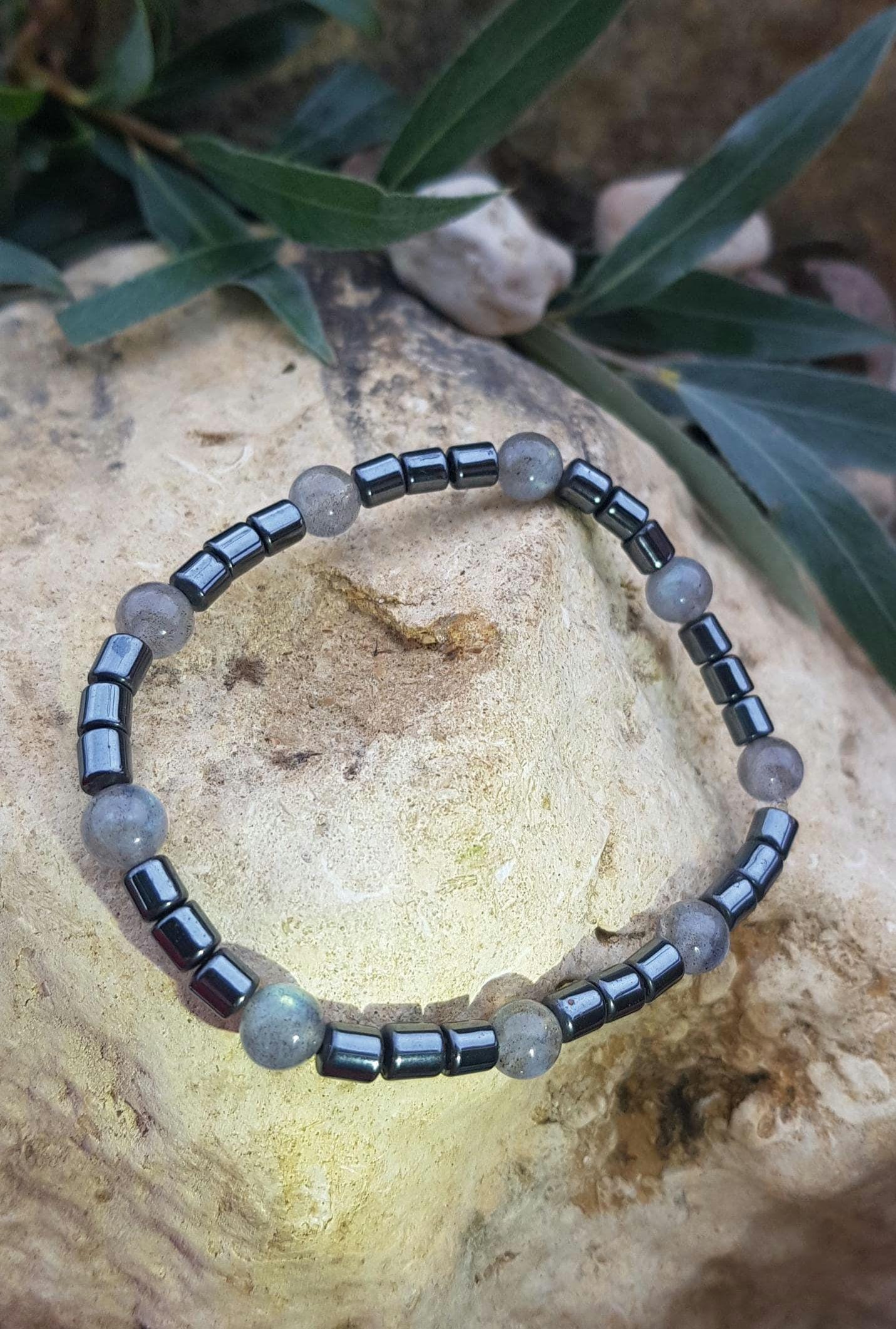 Armband Mit Hämatit Und Labradorit. in Silber Labradorit von NaturschmuckMagic