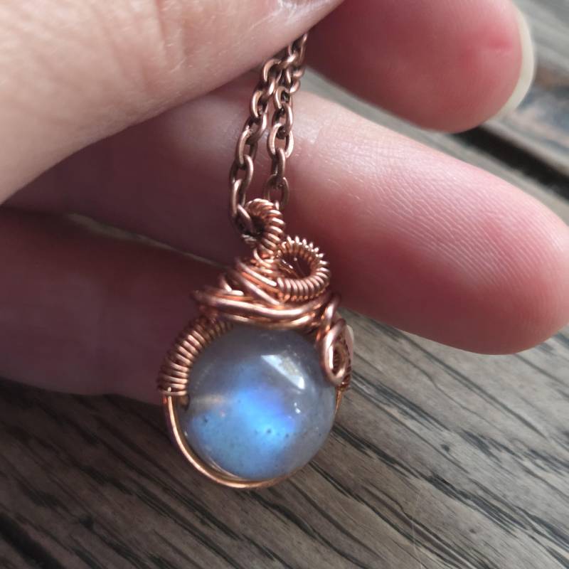 Handgefertigte Halskette Aus Kupfer Und Weissem Labradorit von NaturschmuckMagic