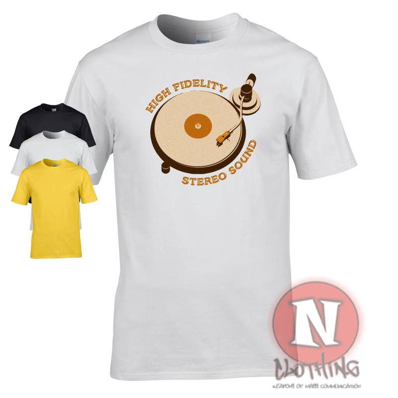High Fidelity Stereo Sound Turntable T-Shirt. Für Vinyl Junkies, Dj Es, Audio Nüsse Und Alle, Die Analog Lieben von Naughteesclothing
