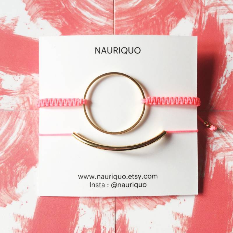 Armband "Pauline" in Handarbeit Makramee Mit Zinn Ring Gold von Nauriquo