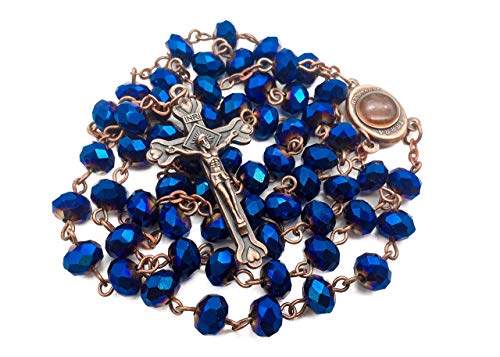 Nazareth Store Tiefblaue Kristallperlen-Rosenkranzkette für katholisches Gebet, mit Jerusalemer Heiliger Erde-Medaille, Kreuz, Heiliges Land, antike religiöse Rosenkranzperlen-Kollektion von Nazareth Store