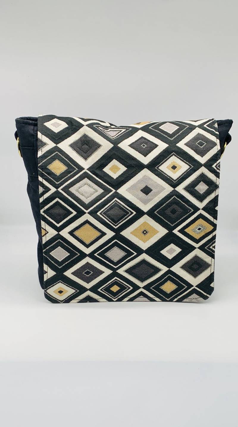 Schwarze Diamanten Umhängetasche von NazneensPursenality