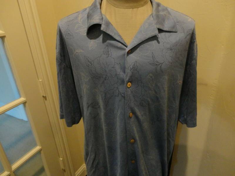 Vtg Blau Mops 72-28 Seide Blend Island Style Floral Button Up Shirt Passt Xl von Neatshirt